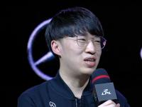 雷电竞-科维托娃在RNG比赛中关键助攻，关键助攻引发热议！的简单介绍