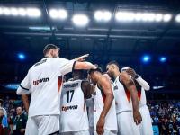 RAYBET- 今晚体能课后；法兰克福绝杀压哨备战欧洲杯；气氛紧张；阵容厚度经受考验